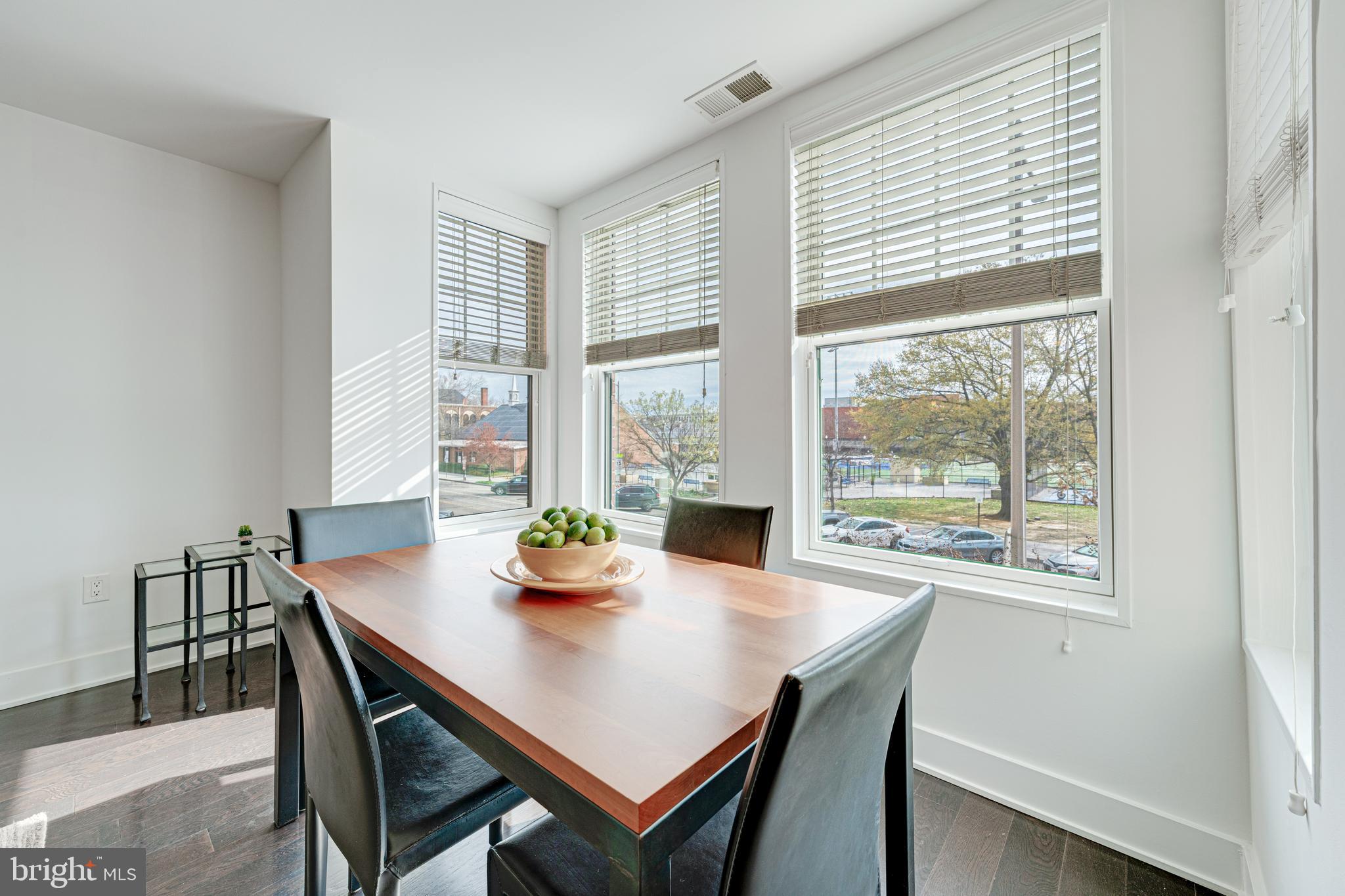 1618 11th St NW #201