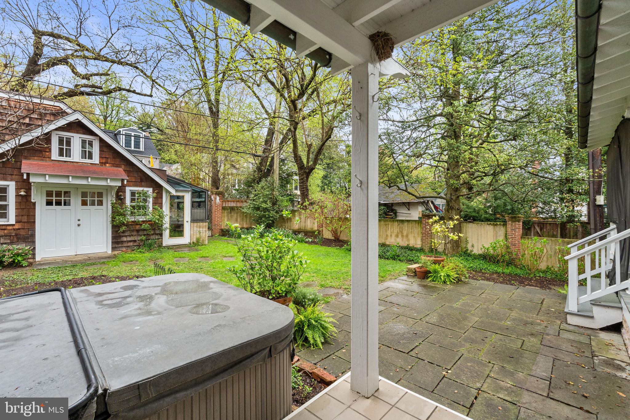 5725 SHERIER PLACE NW