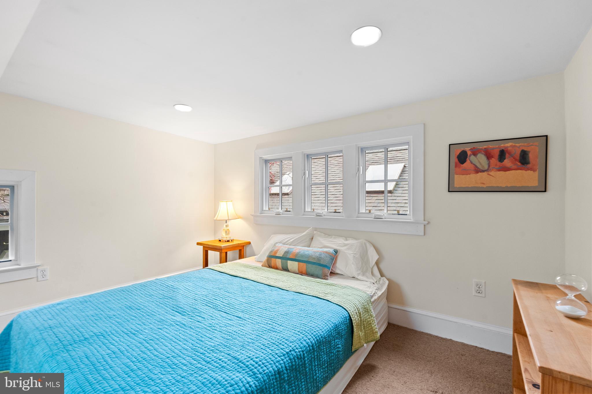 5725 SHERIER PLACE NW