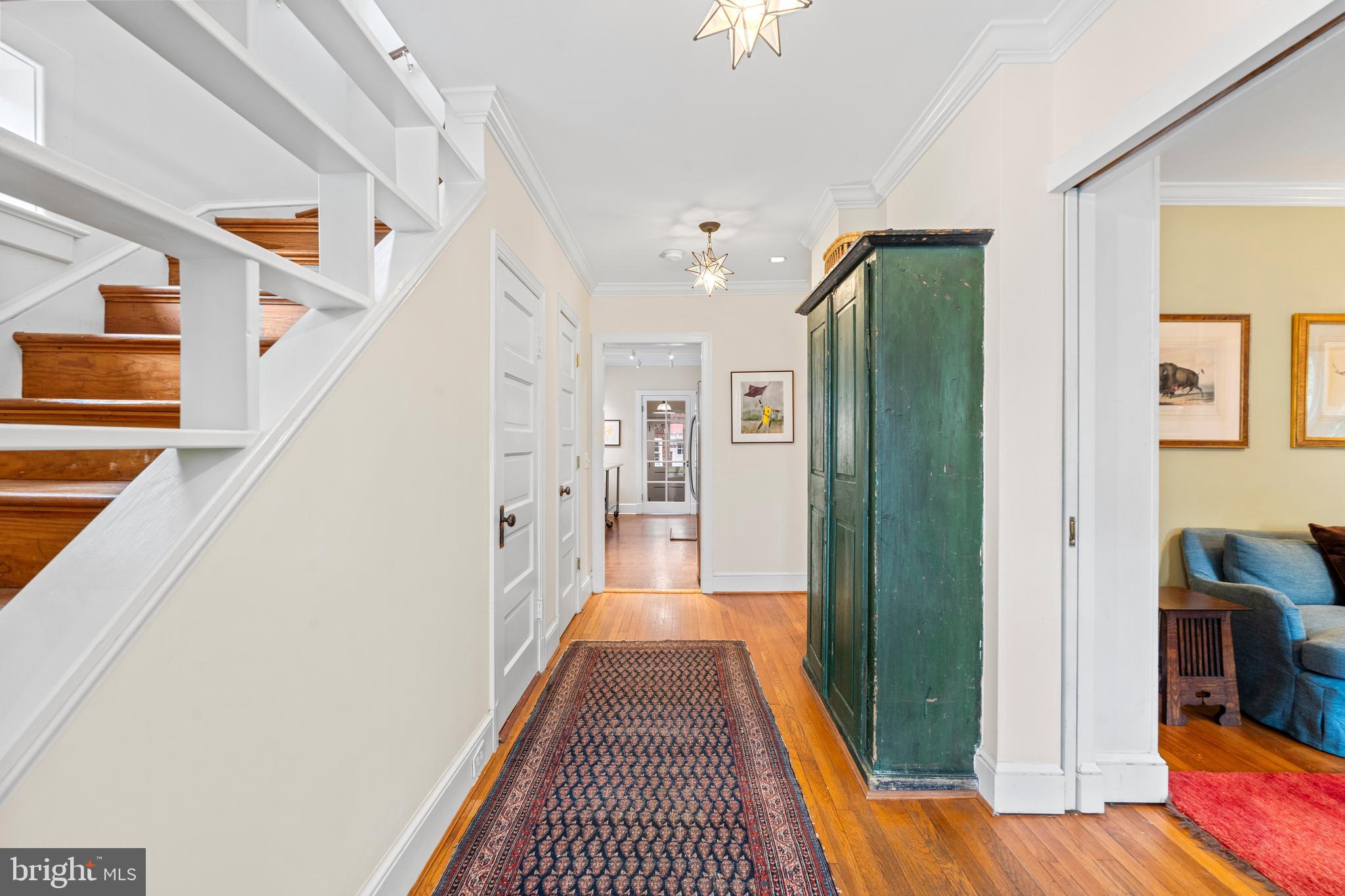 5725 SHERIER PLACE NW