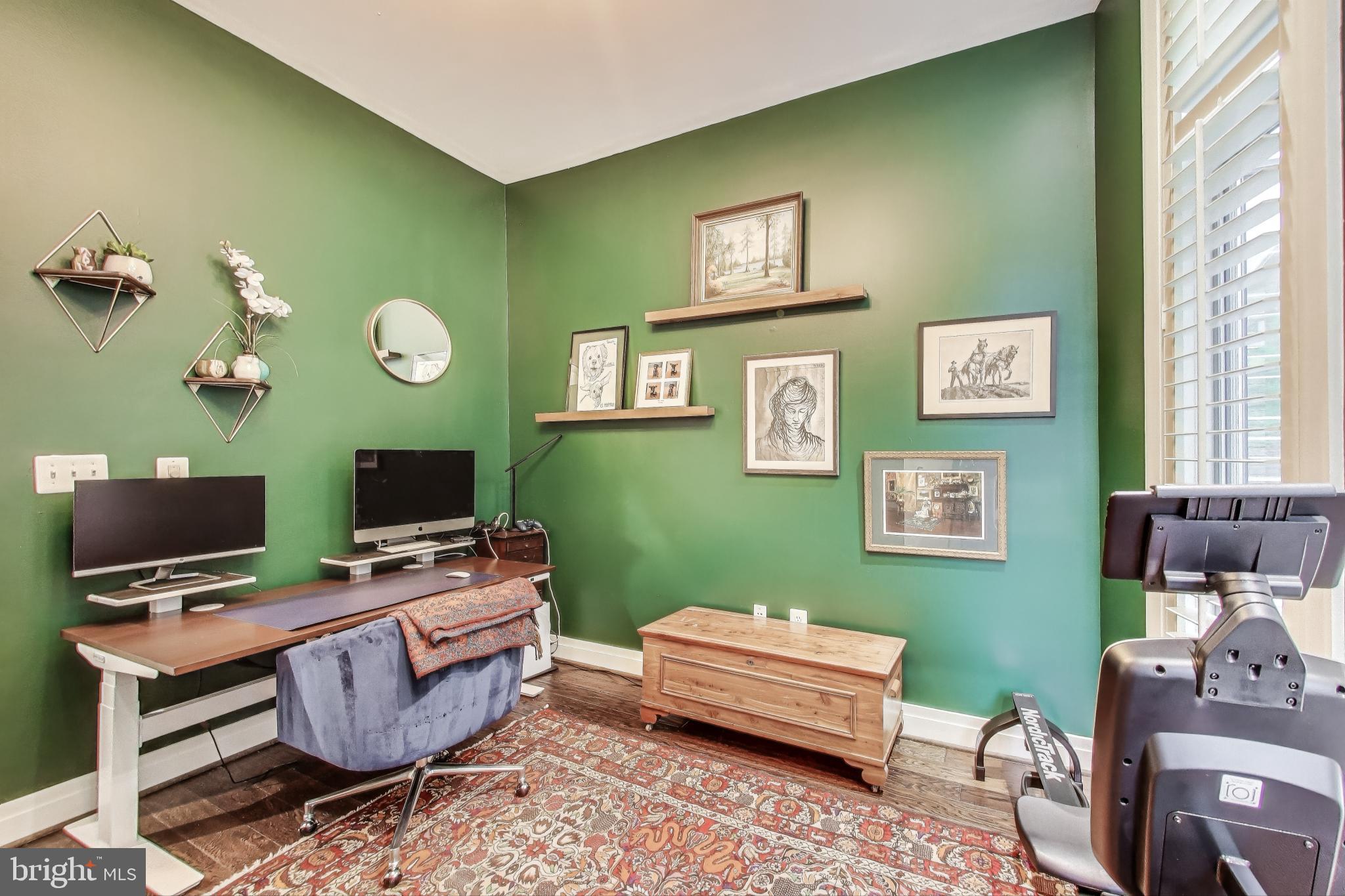 1307 Clifton St NW #22