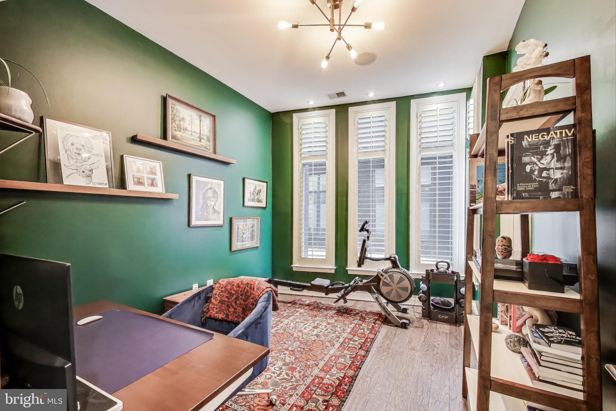 1307 Clifton St NW #22