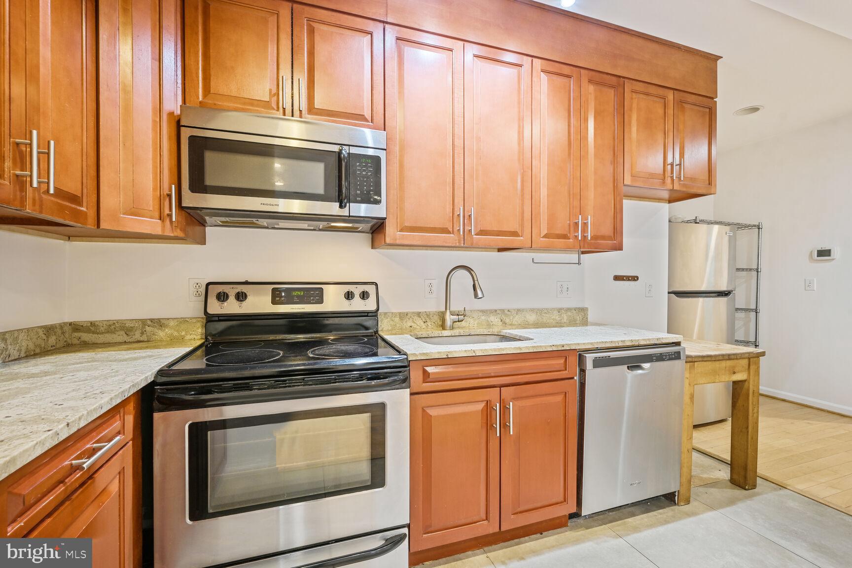 424 Q ST NW #C