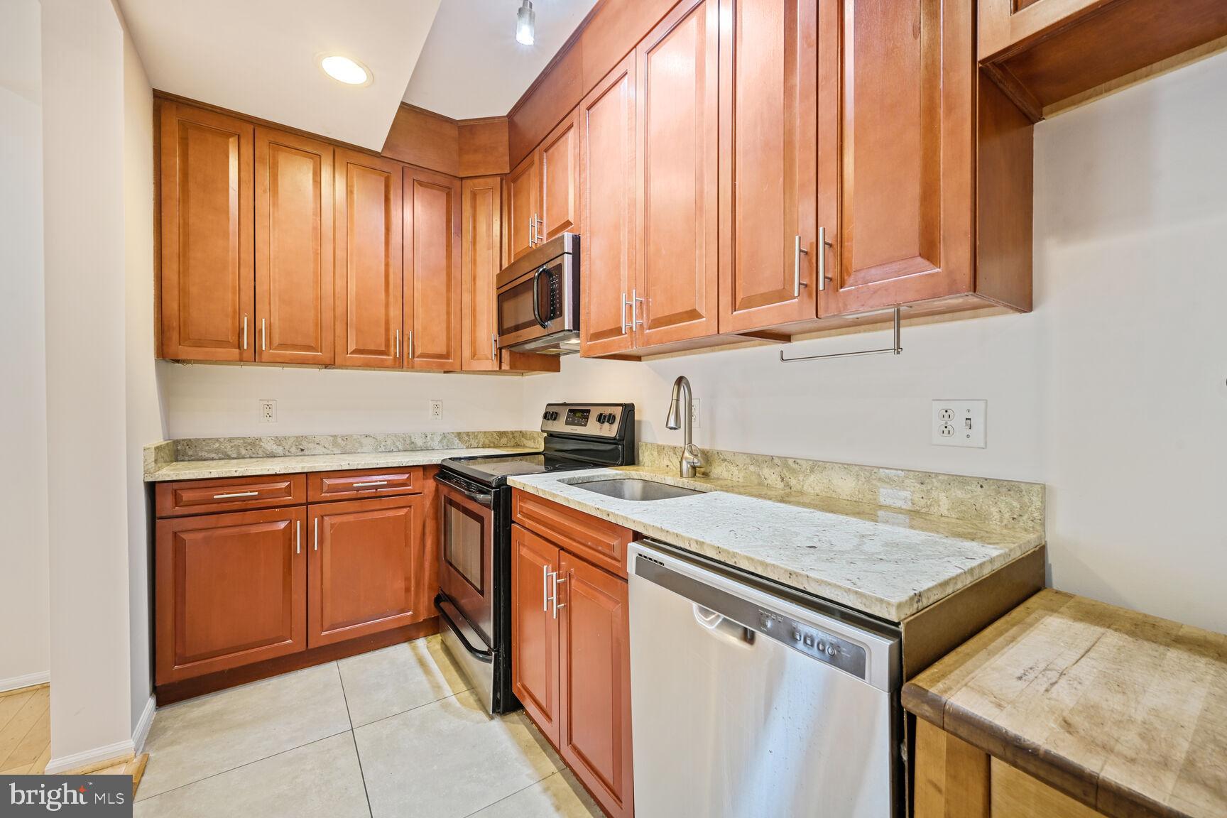 424 Q ST NW #C