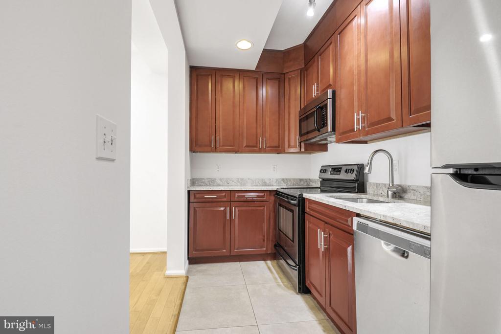 424 Q ST NW #F