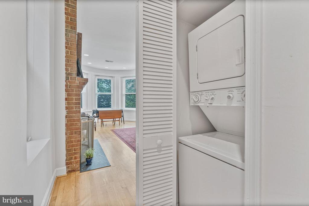 1421 T St NW #5