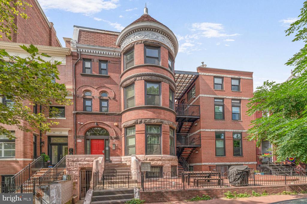 1421 T St NW #5