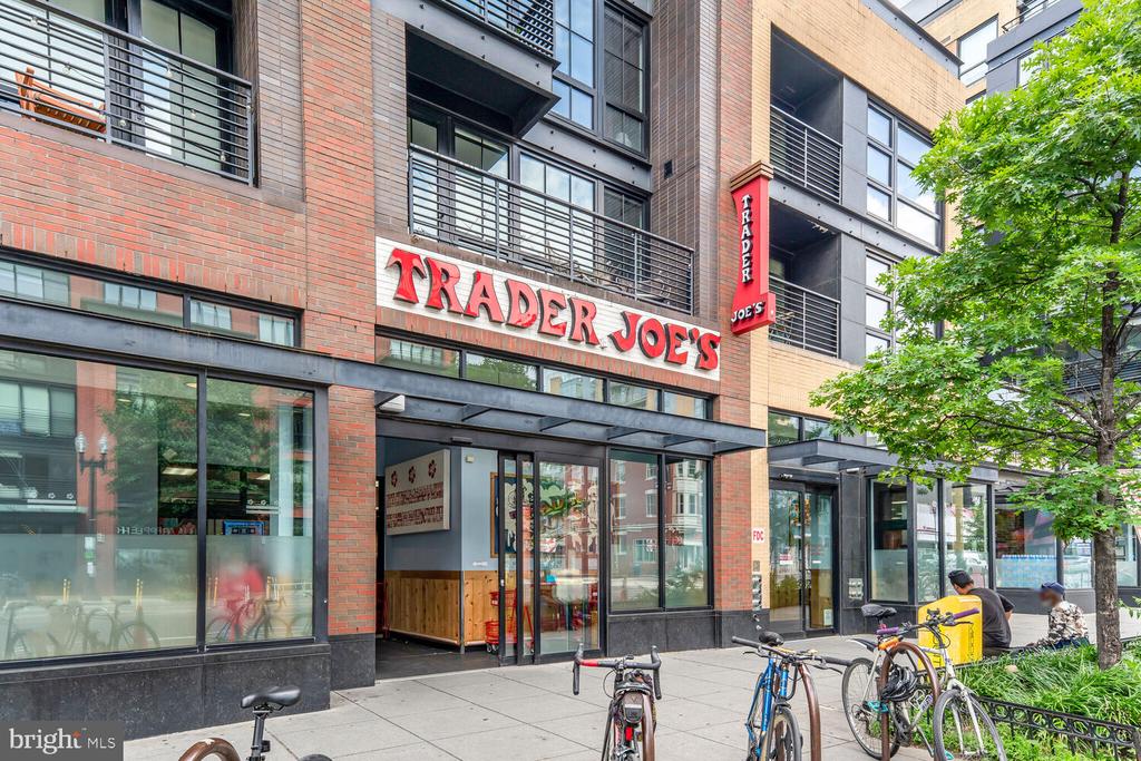 1421 T St NW #5