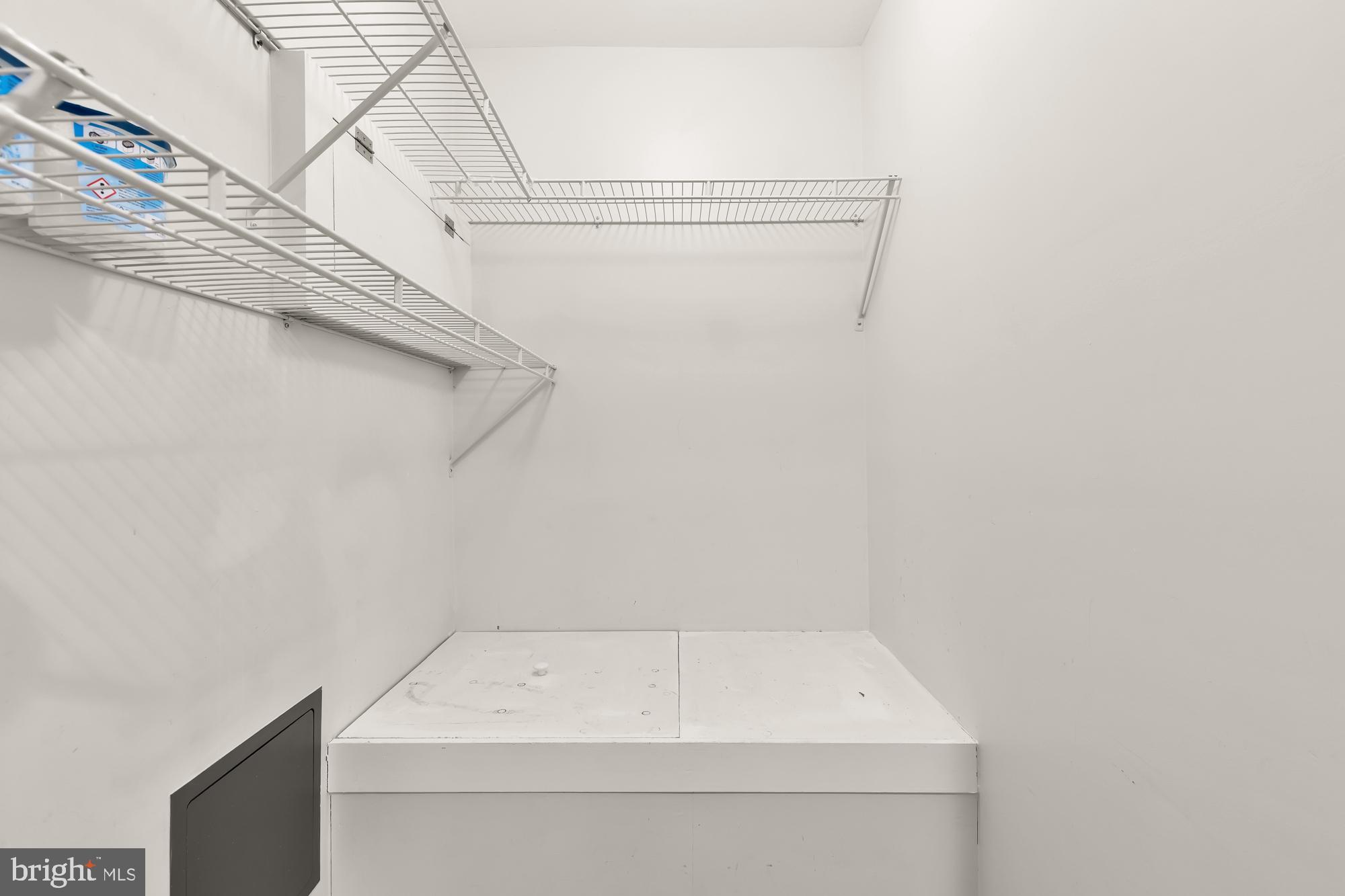 909 WEBSTER ST NW #1