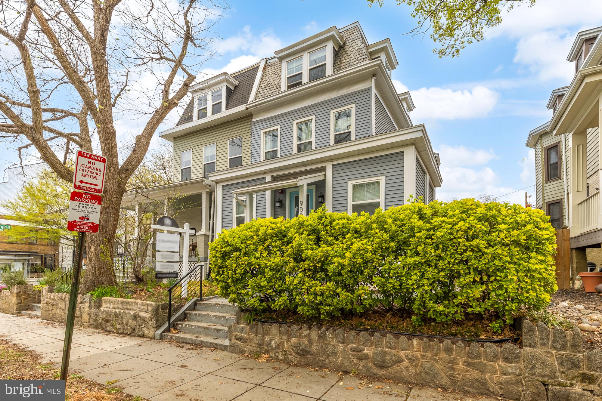 909 WEBSTER ST NW #1