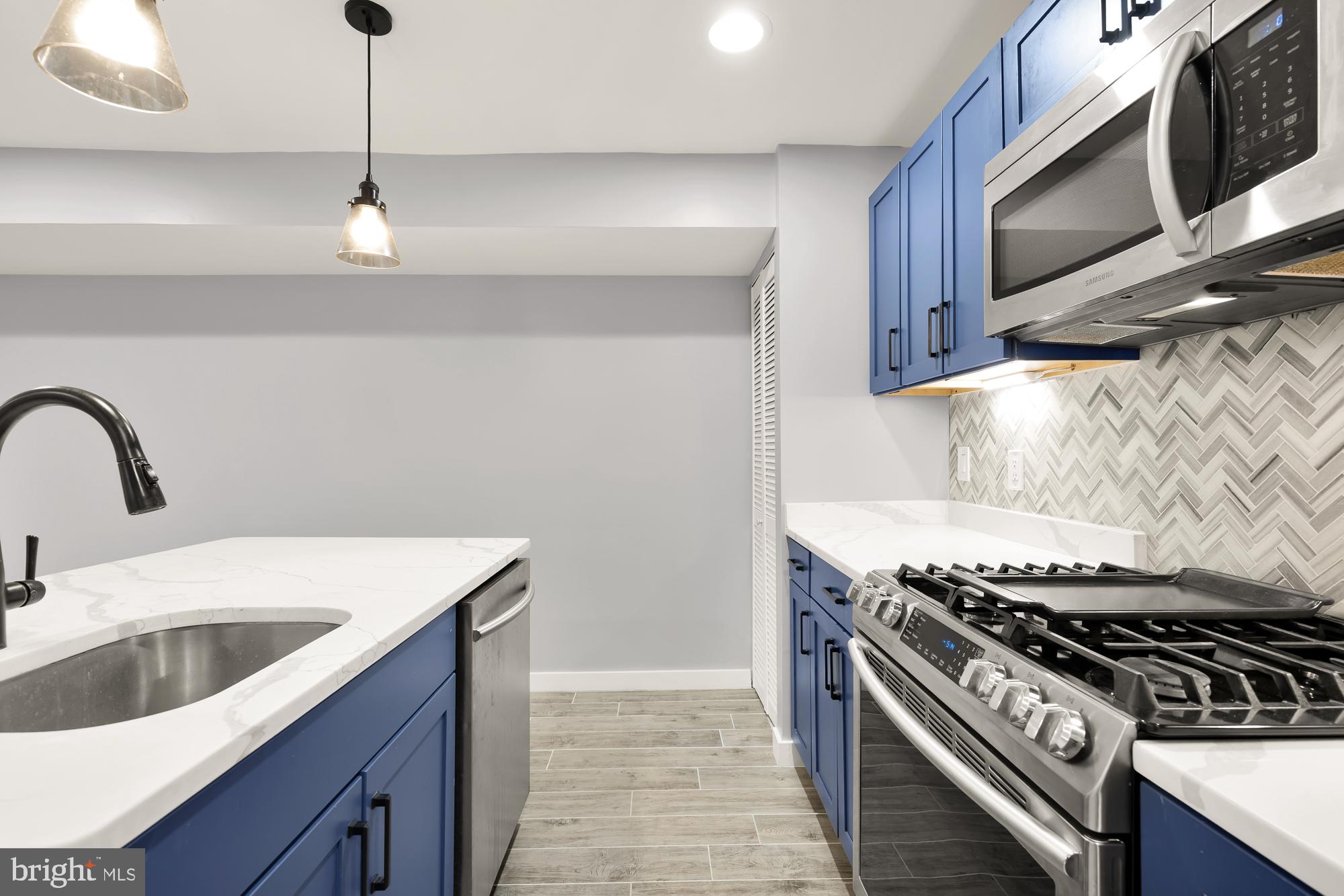 909 WEBSTER ST NW #1