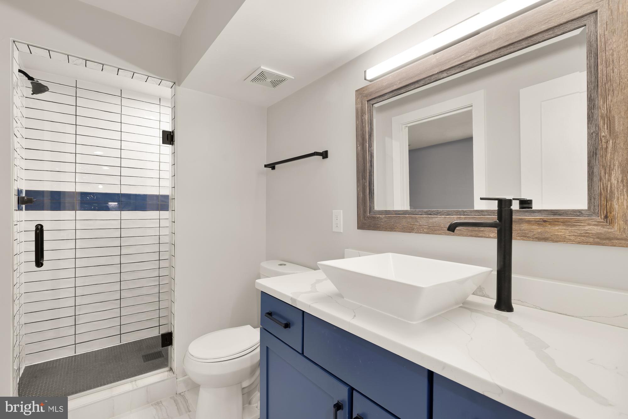 909 WEBSTER ST NW #1