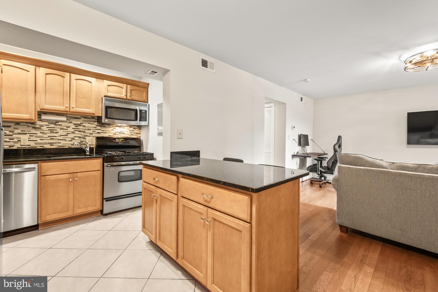 718 Park Rd NW #3