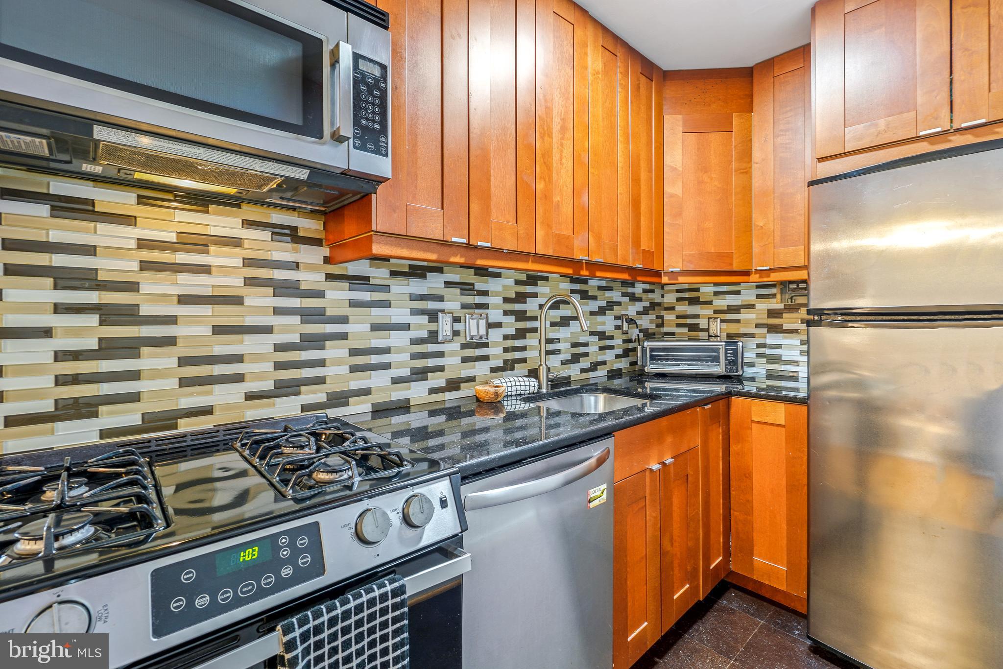 1545 18TH ST NW #215