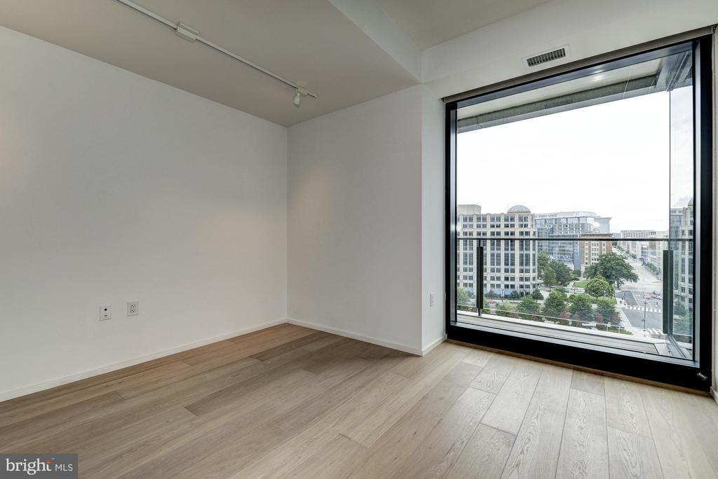 920 I ST NW #1106