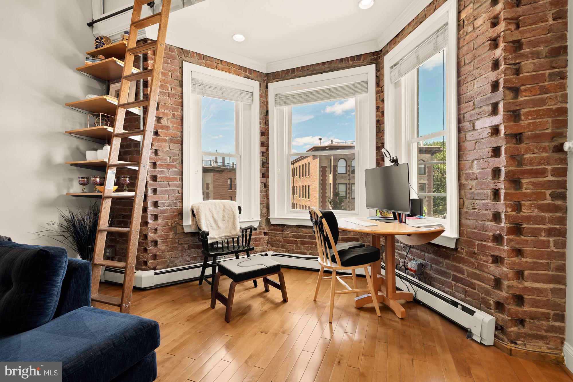 1933 18TH STREET NW 304