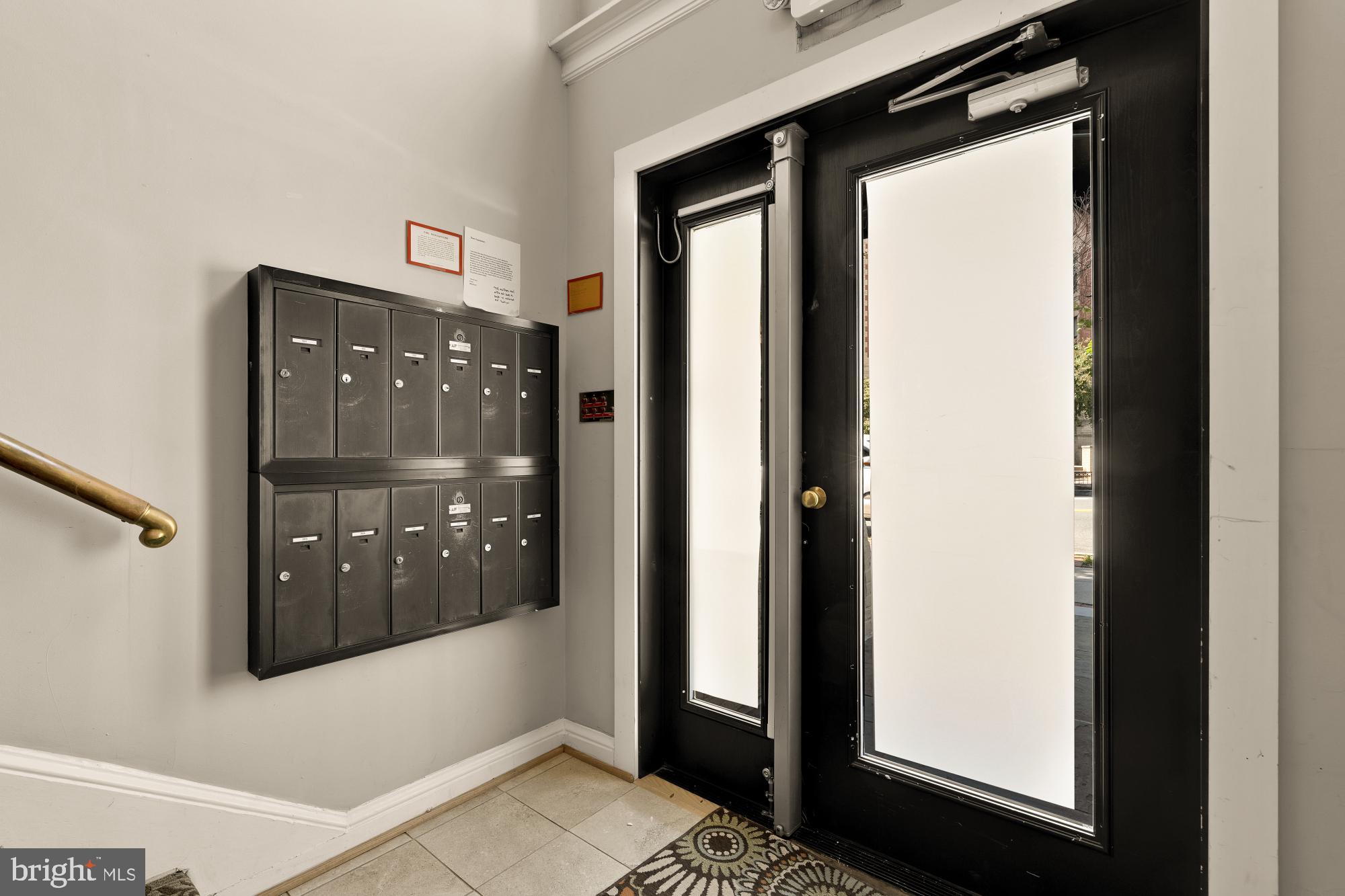 1933 18TH STREET NW 304