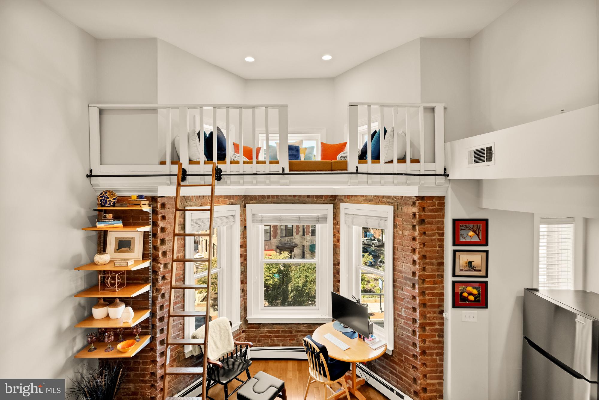 1933 18TH STREET NW 304