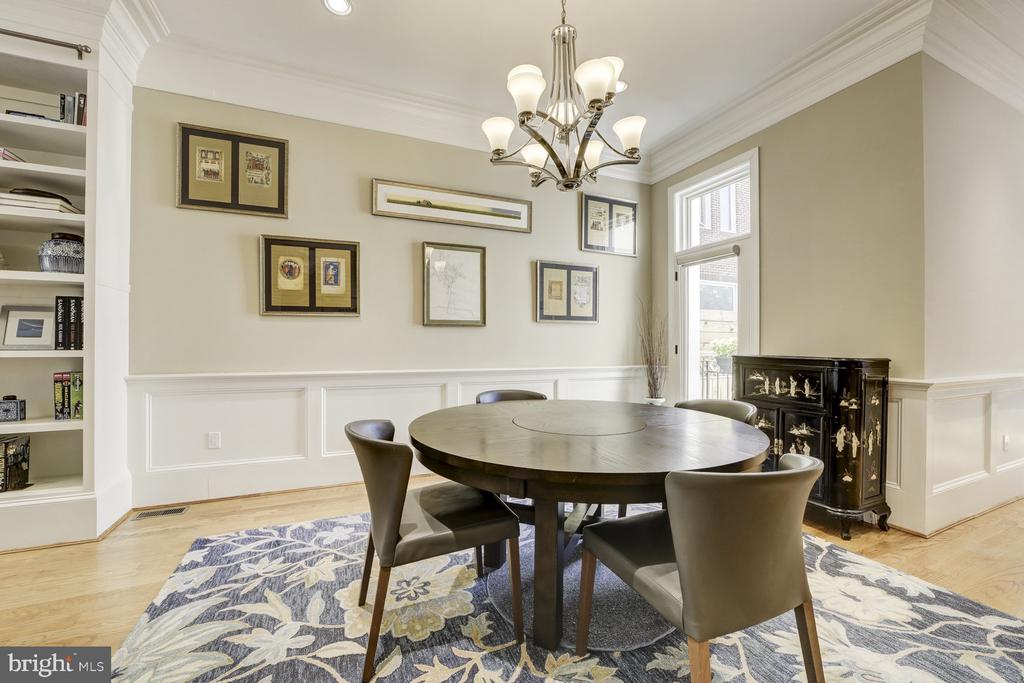 1530 15TH STREET NW