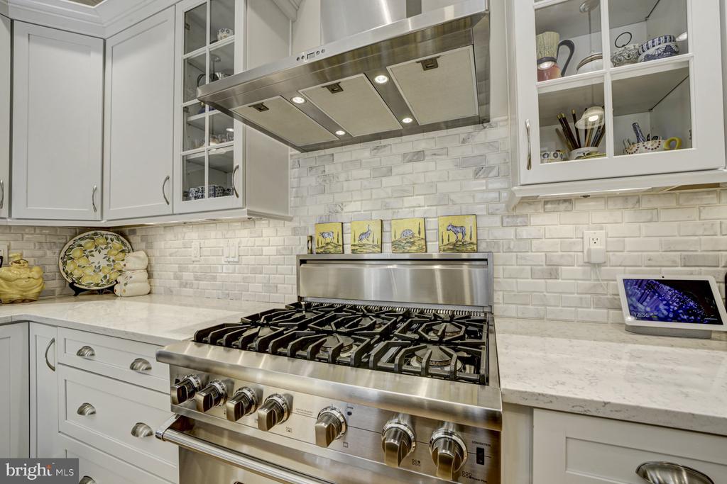 1530 15TH STREET NW