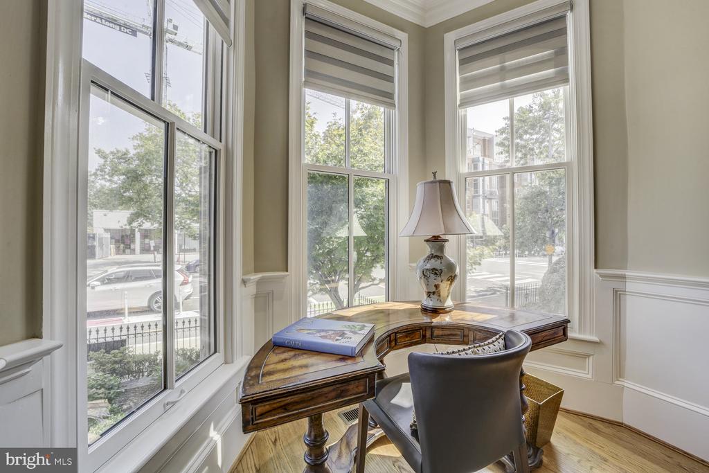 1530 15TH STREET NW