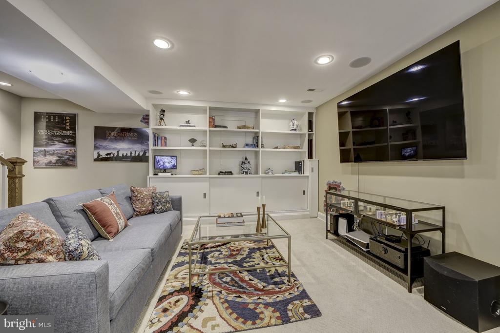 1530 15TH STREET NW