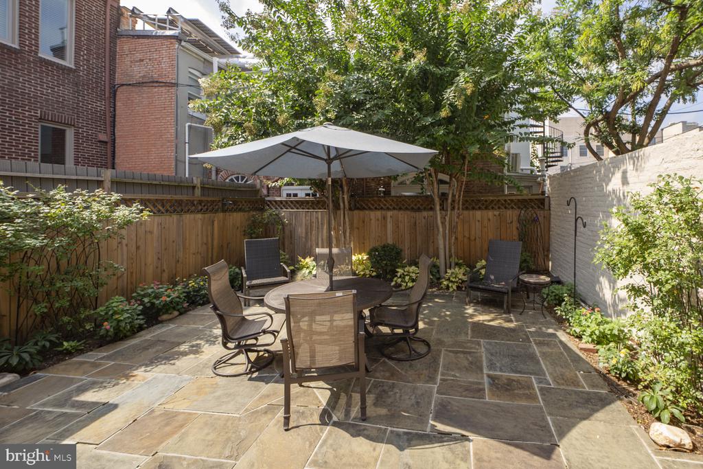 1530 15TH STREET NW