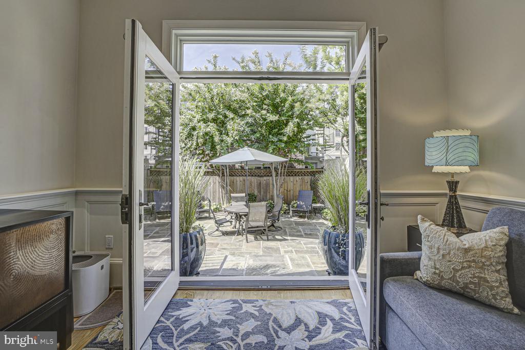 1530 15TH STREET NW