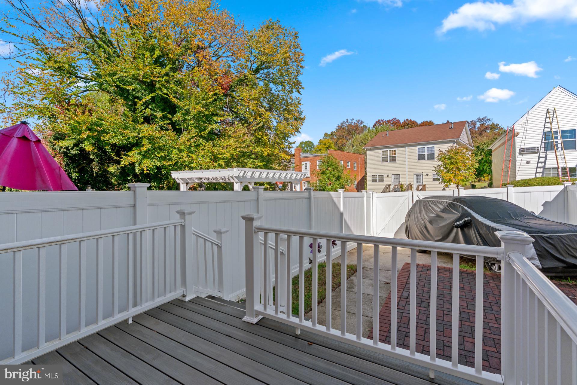 1753 TOBIAS DRIVE SE