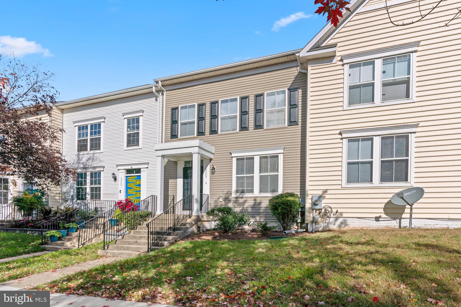 1753 TOBIAS DRIVE SE