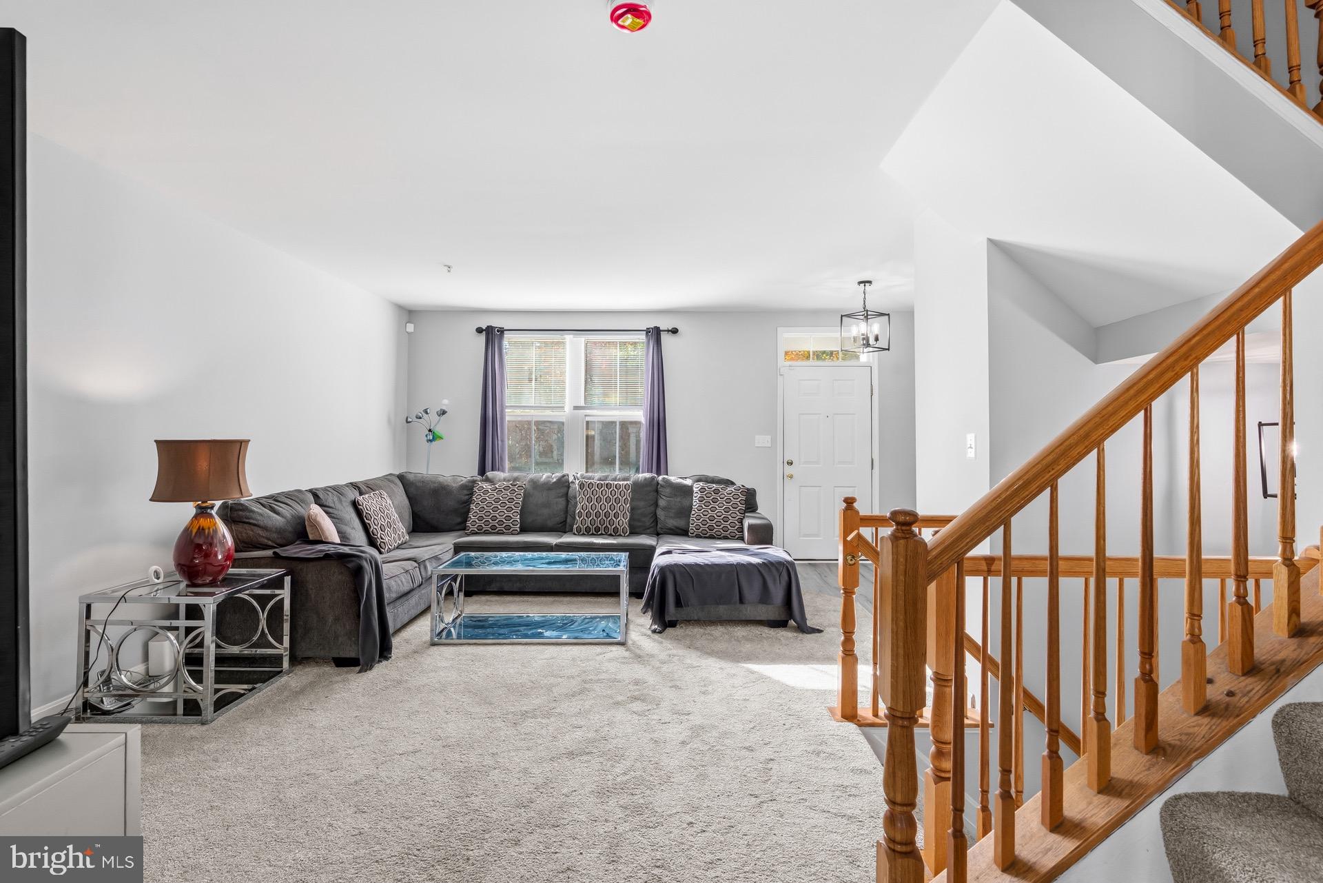 1753 TOBIAS DRIVE SE