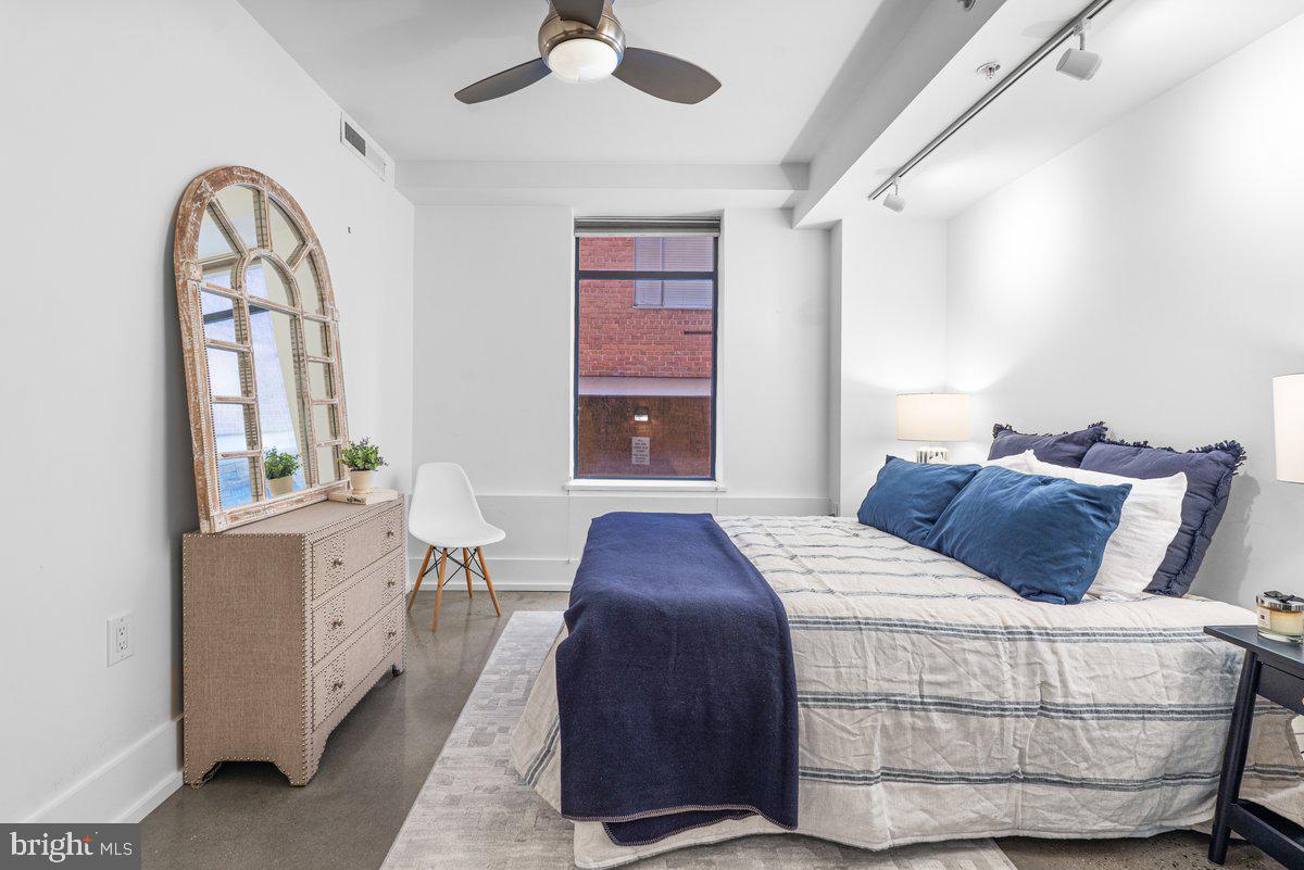 2818 CONNECTICUT AVENUE NW 104