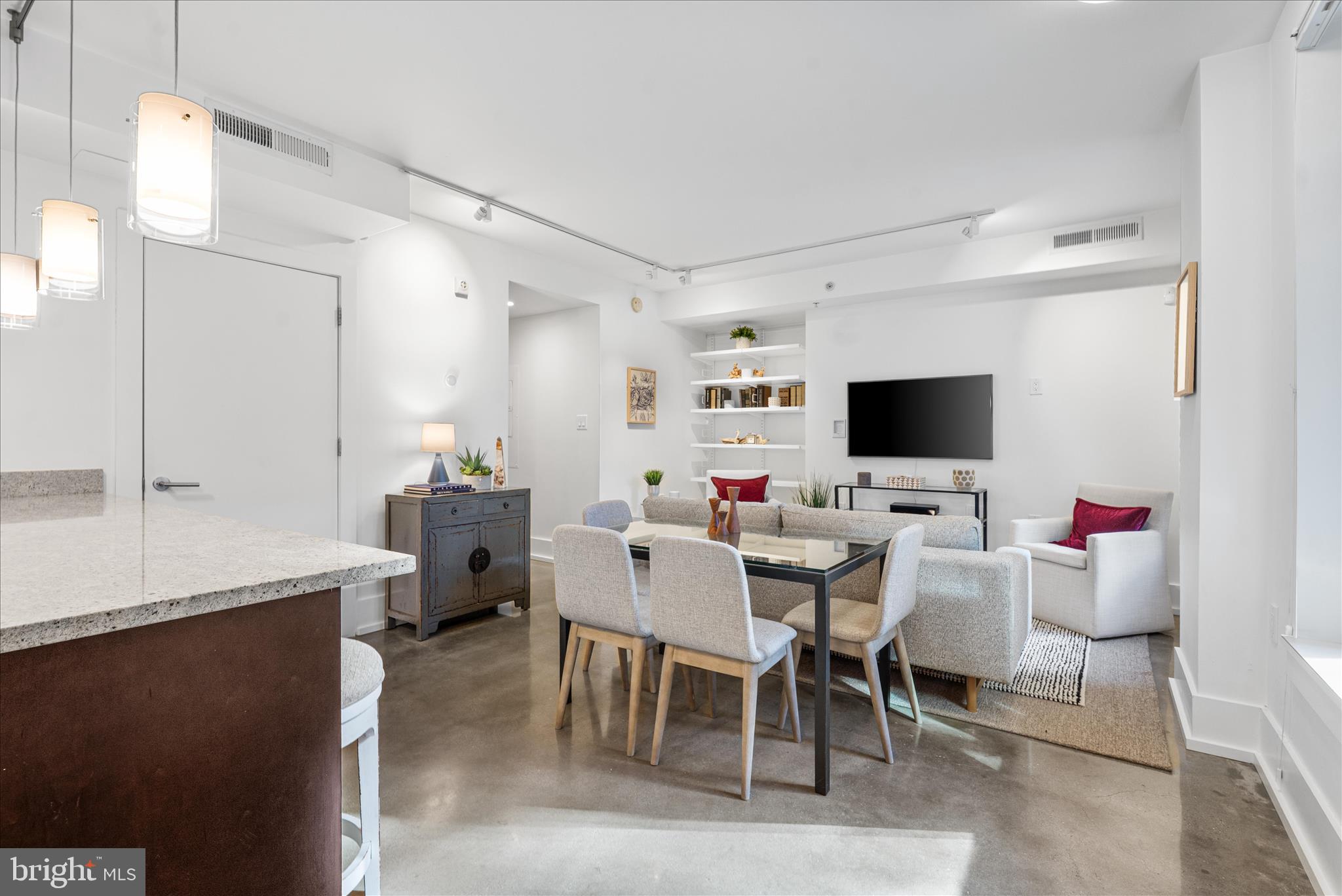 2818 CONNECTICUT AVENUE NW 104