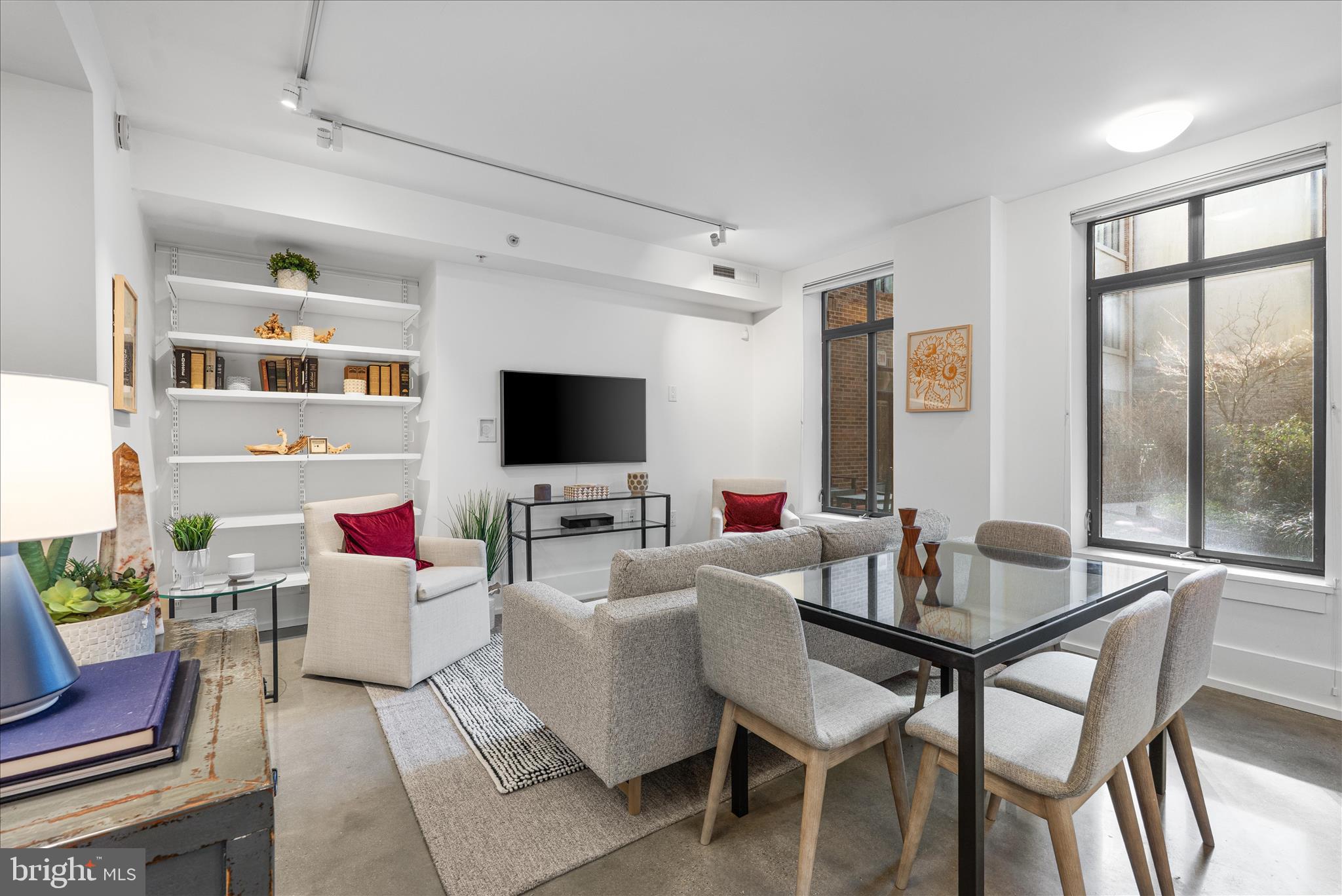 2818 CONNECTICUT AVENUE NW 104