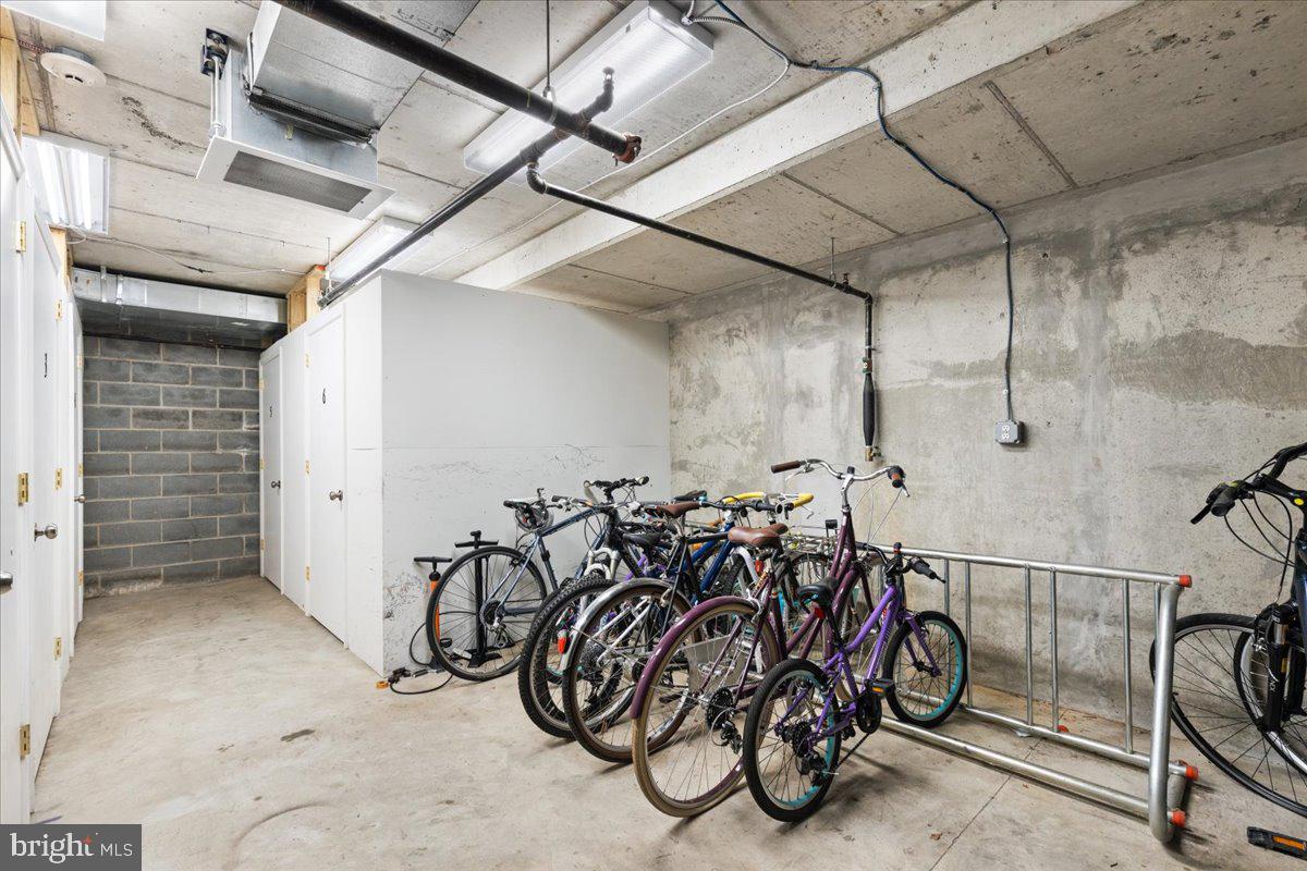 2818 CONNECTICUT AVENUE NW 104