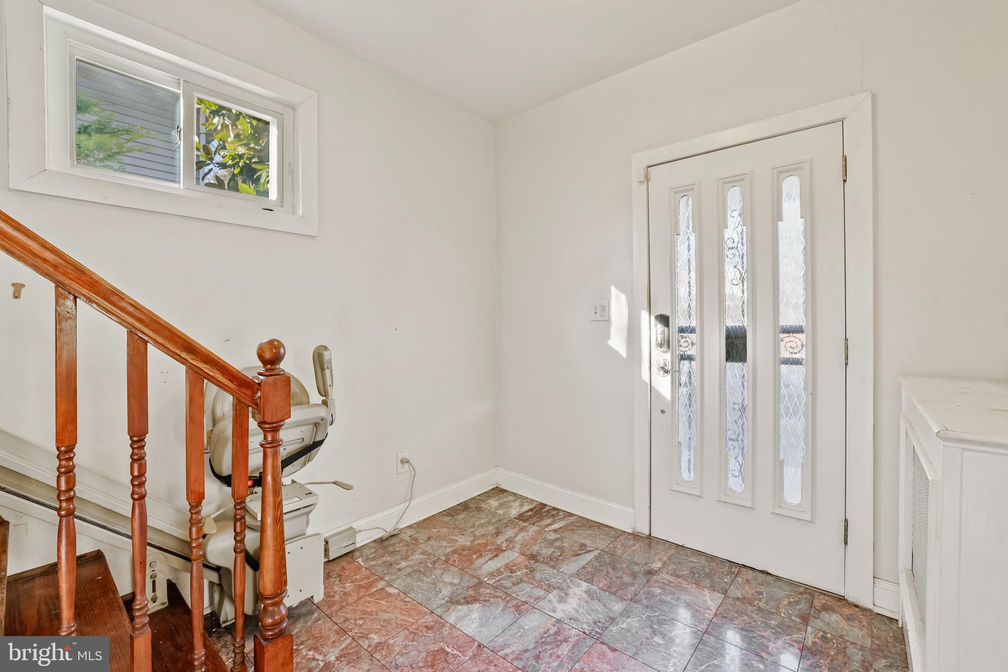 1811 LAWRENCE STREET NE