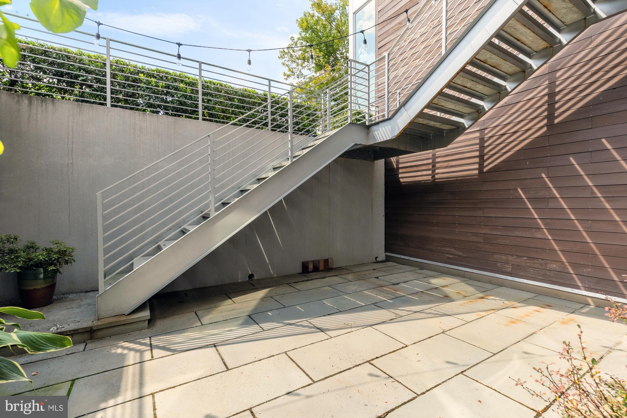 1501 4TH STREET NW 1