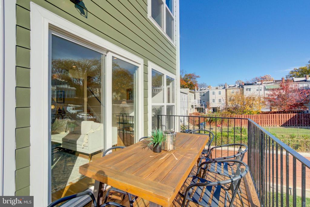 318 WEBSTER STREET NW PH