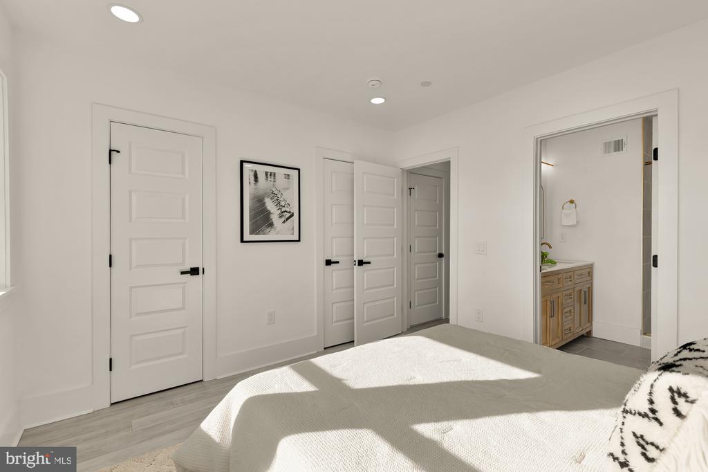 231 S STREET NE 2