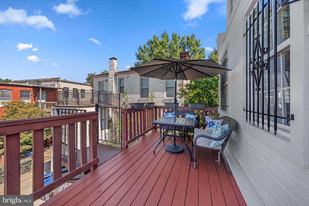30 T STREET NE 2