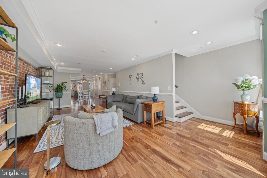 30 T STREET NE 2