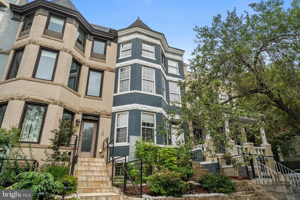 30 T STREET NE 2