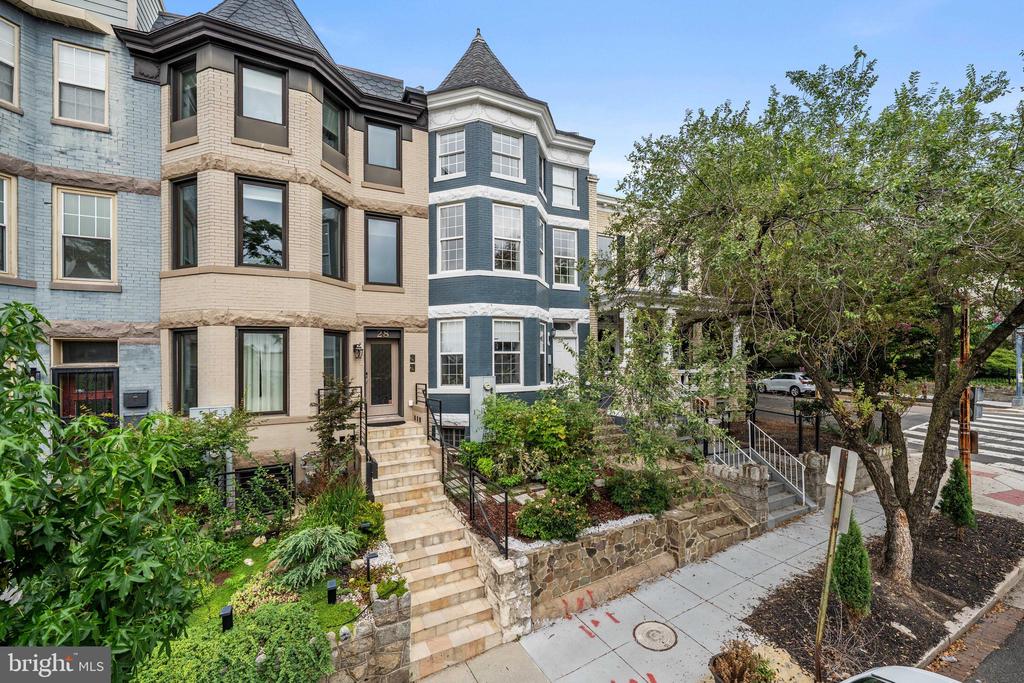 30 T STREET NE 2