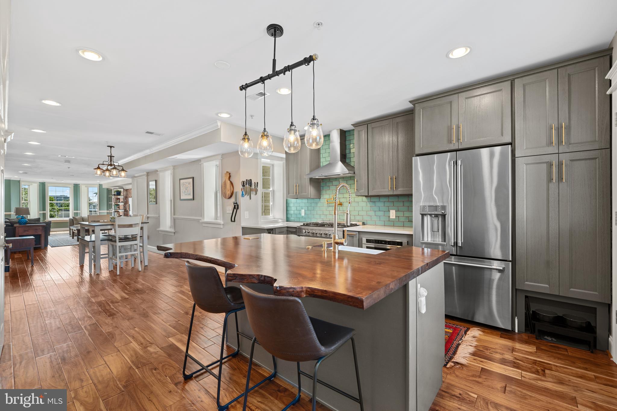 30 T STREET NE 2