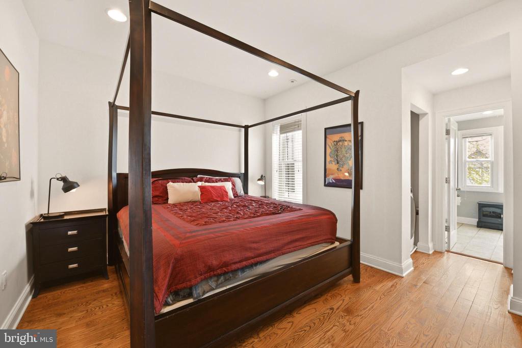 330 U STREET NW