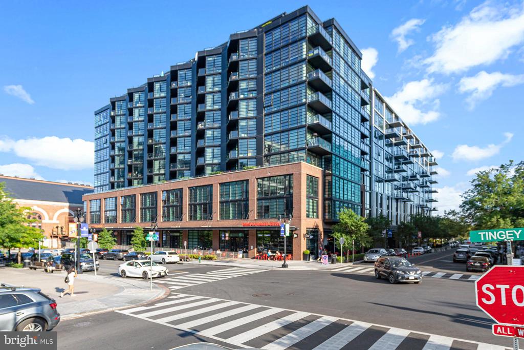 1300 4TH STREET SE 711