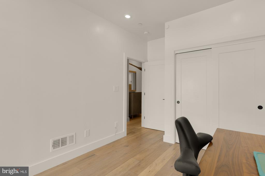 81 U STREET NW A