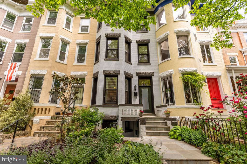 3361 18TH STREET NW