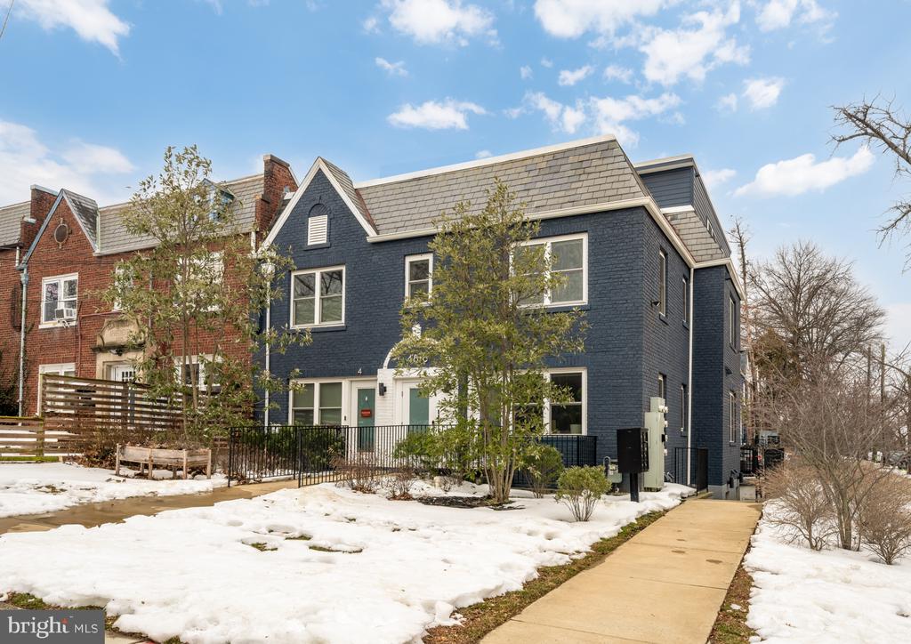 4816 3RD STREET NW 2