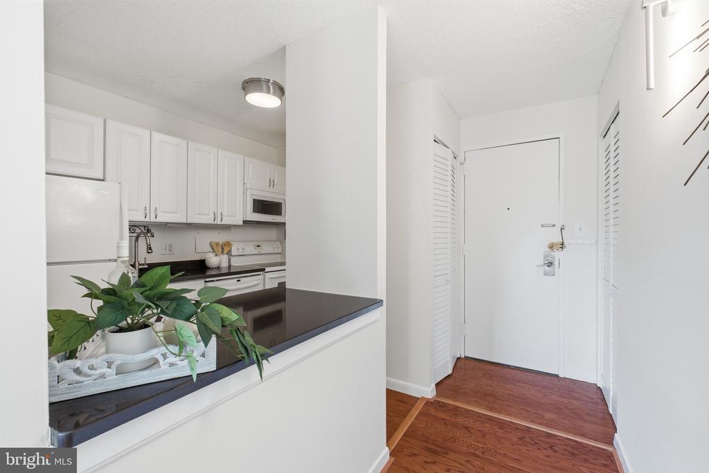 1718 P STREET NW Unit: 809